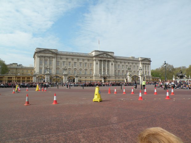  Buckingham Palace juste avant une cérémonie de la garde